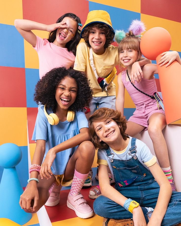 CHILDREN'S WEAR