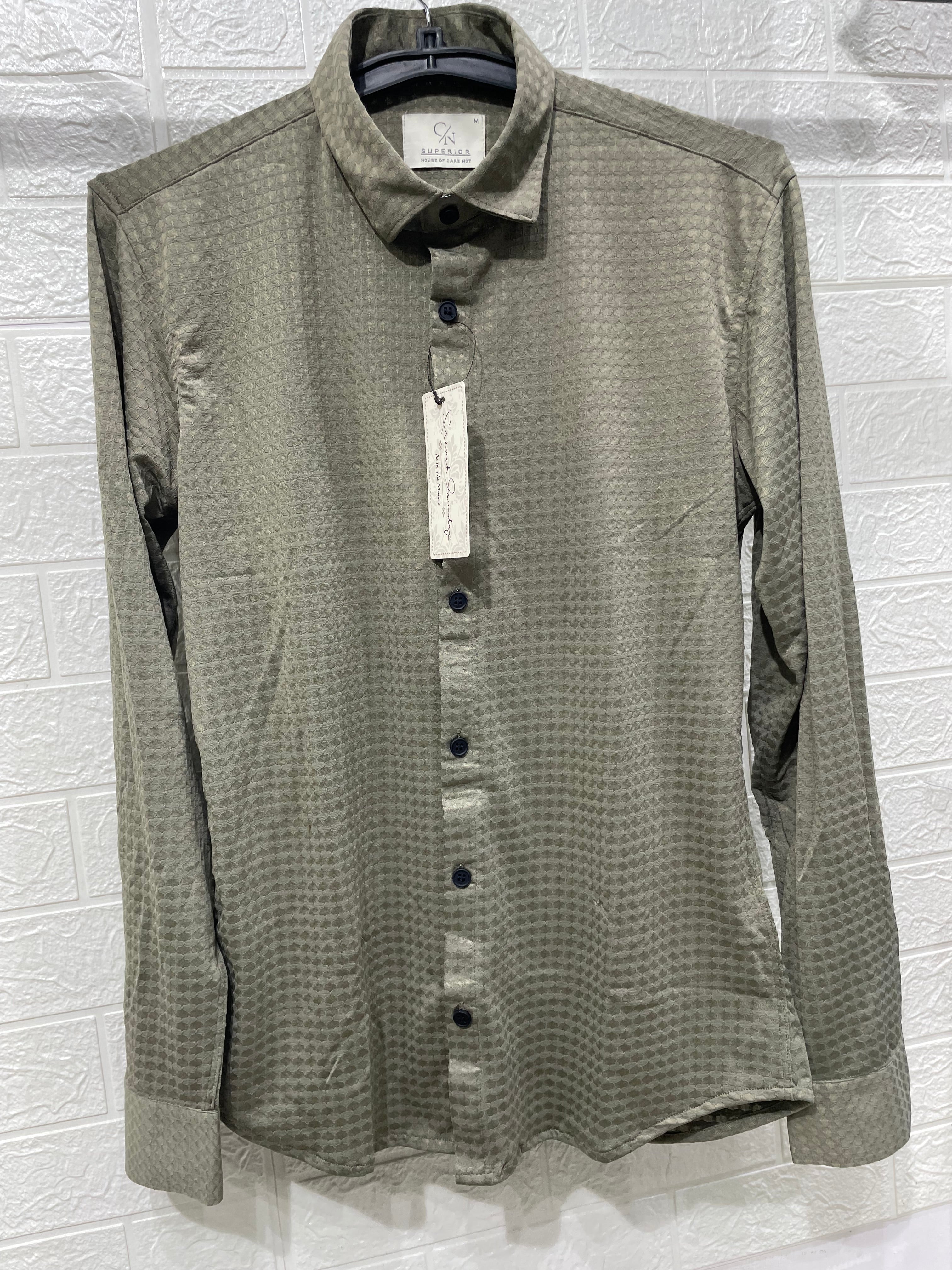 Patterned lycra shirt