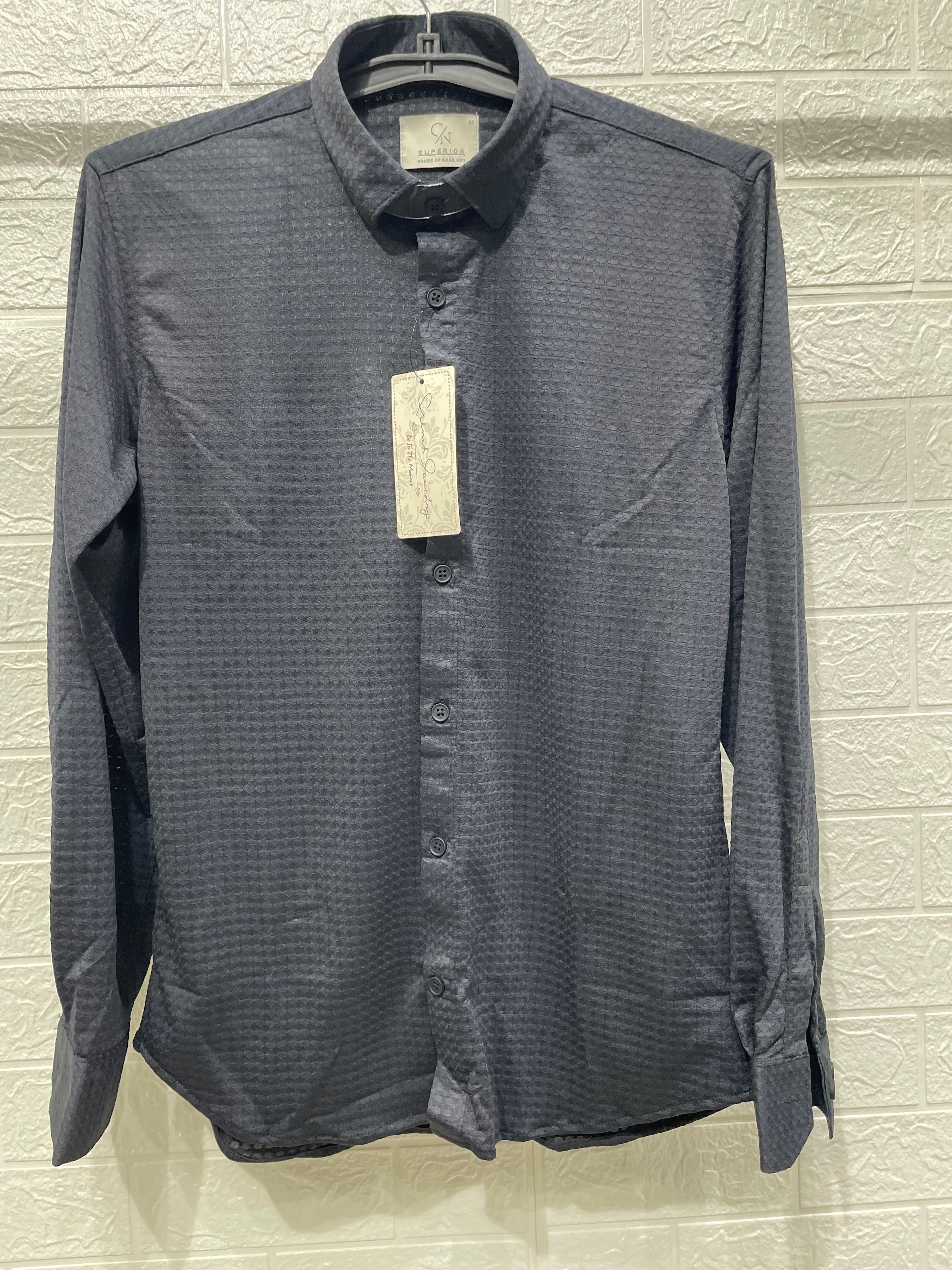Patterned lycra shirt