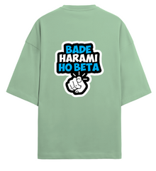 "bade harami ho beta" fingure pointing at you Graphic T-Shirt